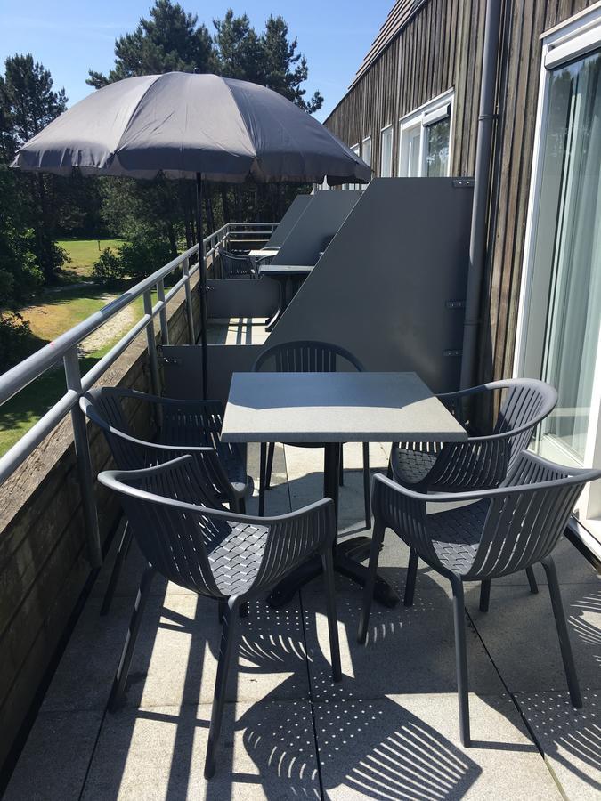 Appartement Ut & Thus, Resort Amelander Kaap Hollum  Eksteriør bilde